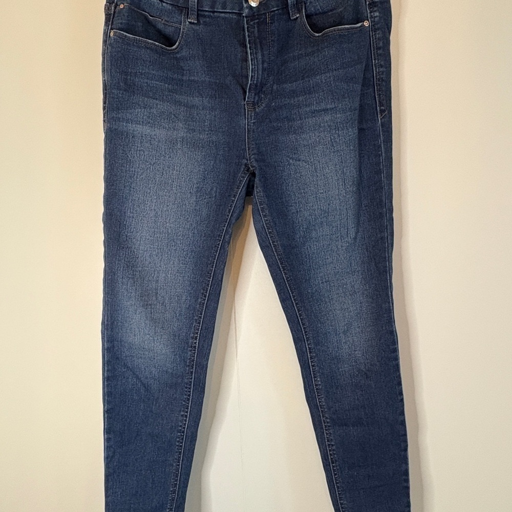 Kensie Blue Skinny Jeans with Faded Wash